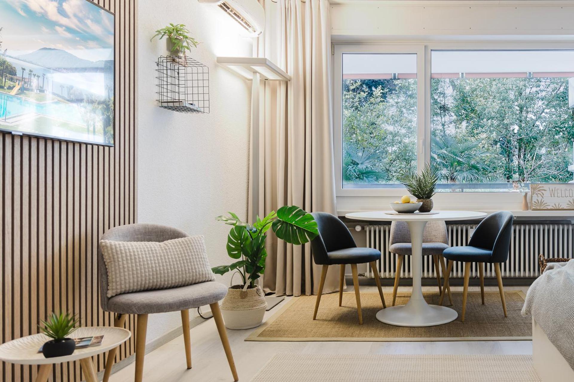 Luganersee, Pool, Strand, Parkplatz, Suite 204 Bissone Luaran gambar