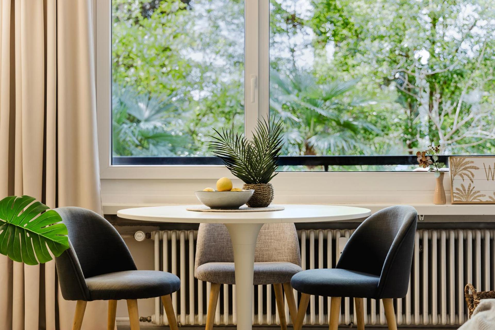 Luganersee, Pool, Strand, Parkplatz, Suite 204 Bissone Luaran gambar